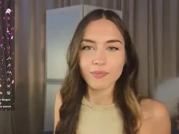 appleeepie — Hello, i'm Vicki! My Private is OPEN #18 #shy #lovense #bigass #new  GOAL:suck finger [17 tokens remaining]