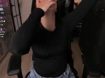 nicolross_ — GOAL: Show panties [25 tokens remaining] Welcome to my room! #dirty #18 #bigass #joi #lovense