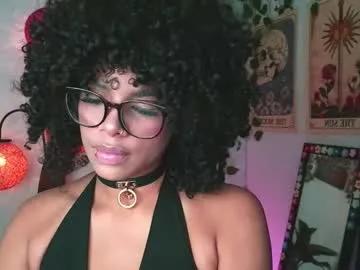 raven_luv — GOAL: lick head toy [54 tokens remaining] Lets be naughty ang get orgarm  #ebony #blowjob #bigboobs #smoke #latina