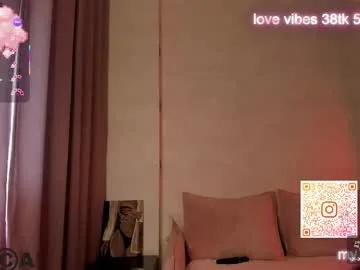 tracy_tay1or — GOAL: spank me doggy [162 tokens remaining] Welcome to my room!meow #bigass #young #mistress #redhead #fuckmachine