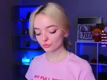 unknownstatus — Goal: lick finger   Shizuka stream   #new #bigboobs #teen #bigass #petite [11 tokens remaining]