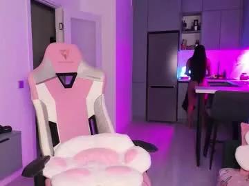 wowlovie666 — Goal: Play with boobies/Jump/Bounce [147 tokens left] #bigass #bigboobs #squirt #cum #lovense