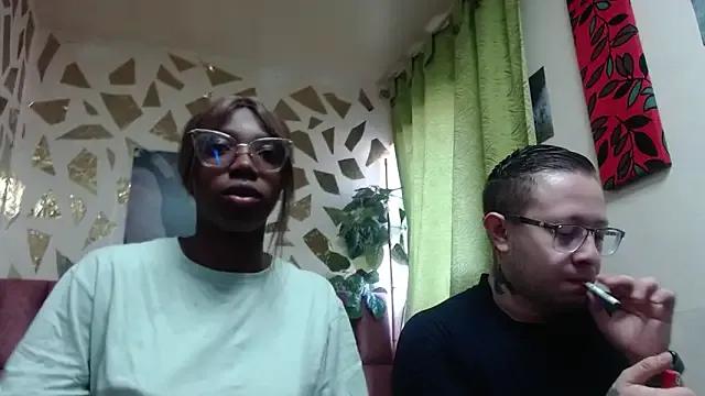 ashanti-and-alejo — squirt in public 