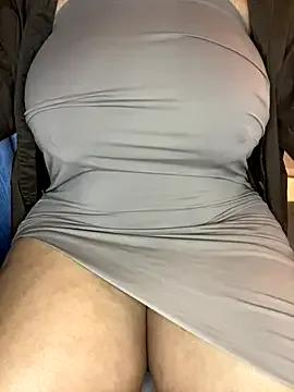 CARAMELGODDESSX23 — Make me SQuirt