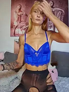 LessiaMia — Riding  Dildo + 2 free clips