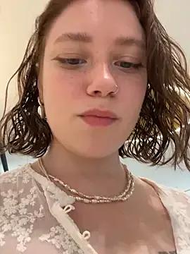 lucy-joy — make my NIPPLES hard