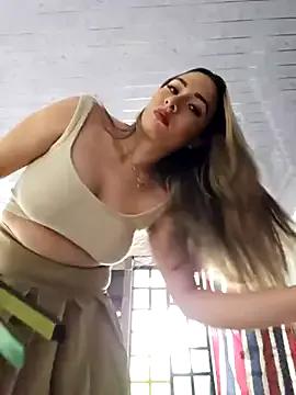 Natasanz — Make me wet in public in front strangers