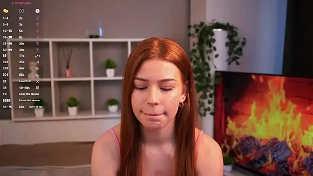 SexyEsma — flirt with tongue on camera