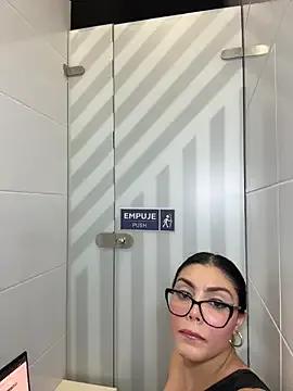 zui_lu — double blowjob